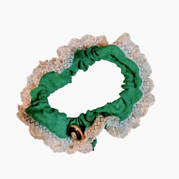 Green Lace  Armband Garter Saint Patricks Day Gold Black Button Luck of Irish - Picture 3 of 5